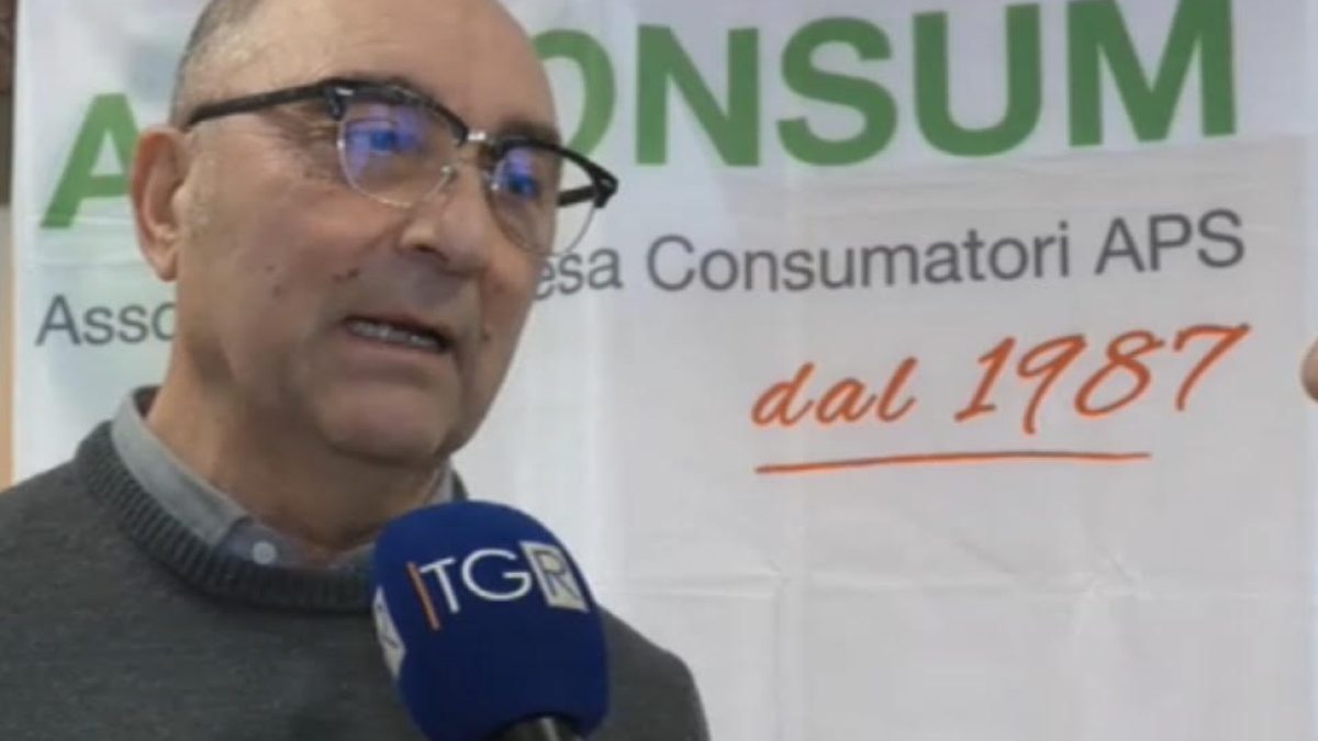 Puglia stipata: treni pieni come scatole di sardine